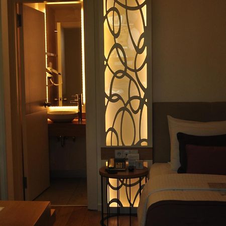 Wes Hotel コジャエリ 部屋 写真